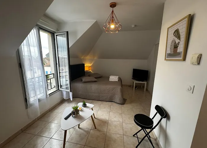 Le Studio Du 72 아파트 뷰씨 쎙 죠흐쥬